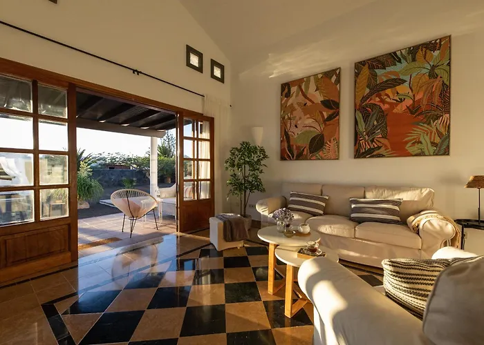 Villa Mo Luxury Heated Pool Playa Blanca (Lanzarote)