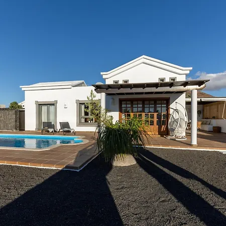 Mo Luxury Heated Pool Willa